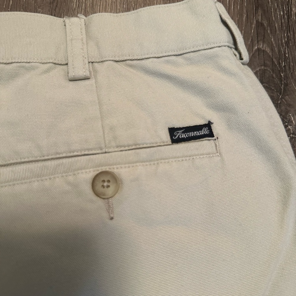 Facconable Shorts - image 3